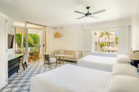 Sheraton Grand Mirage Resort, Port Douglas Отели в г. Крейгли