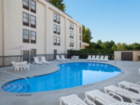 ハンプトン イン フィラデルフィア マウント ローレル マウント・ローレルのホテル