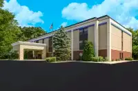 Hampton Inn Portage Hotels in Portage