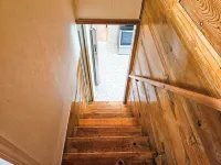 Cozy & Charming 3-bedroom cottage in Springfield - Great Location! Pet friendly!