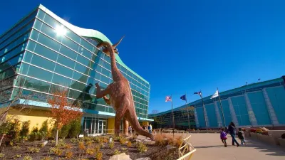 8 Minutes to Downtown • 70in TV • Free Parking ガーフィールド植物園周辺のホテル