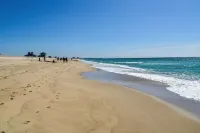 Cape Cod home in great location! Walk to downtown Hotels in Pawcatuck