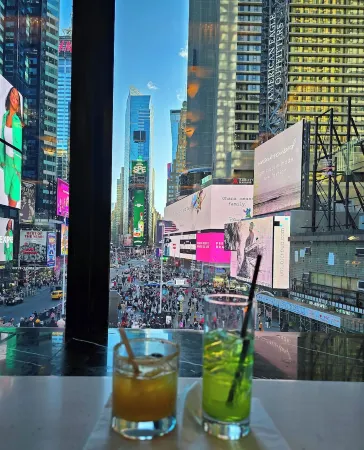 Hollykisshudsonvalley Fully Renovated Lodge- Private Guest Suite