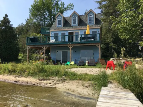 Spacious waterfront Berkshire home family private get-away Hotels in Otis