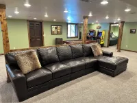 Hocking Hills Cabin- private hot tub, hiking trail, caves, fire pit, pool table