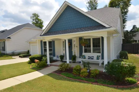 Magnolia Gardens NEW