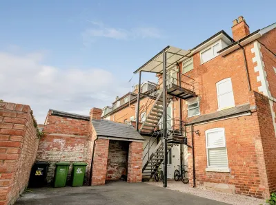 Newly refurbished apartment in city centre Hotels in 