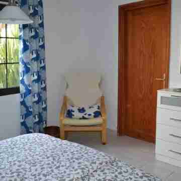 Bungalow with private pool in private garden Rooms