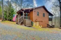 Katahdin Cabin, tranquil n rustic with inside hot tub, close to town! Romantic!
