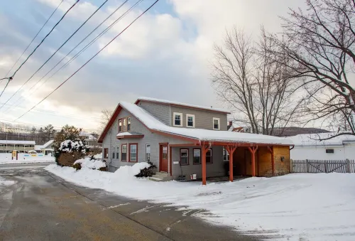 Park your car and ATV/Snowmobile from the door!!