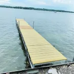 200' of private waterfront, hot tub & kayaks