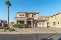 Spacious 4-bedroom house in delightful Surprise with WiFi, AC close to downtown Hotels near Kohl's