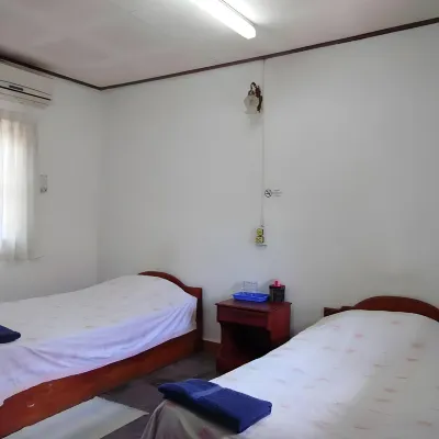 Heuan Lao Guesthouse Hotel in zona Tempio Si Muang