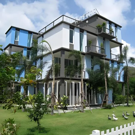 White@Sea Resort