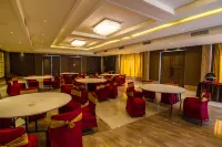 Chanakya Bnr Hotel