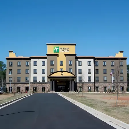 Holiday Inn Express & Suites PERRY-NATIONAL FAIRGROUND AREA by IHG