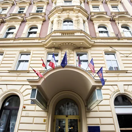 Hotel Atlanta Отели рядом с достопримечательностью «Площадь Фрайунг»