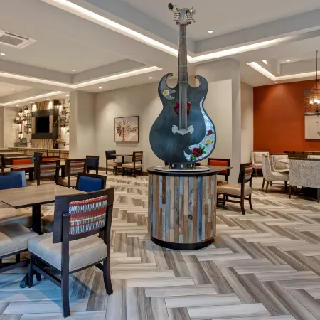 Hampton Inn & Suites San Antonio Riverwalk