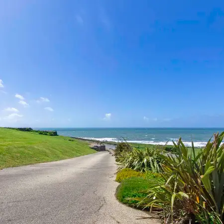Stables - BEST Sea views in Croyde! Sleeps 8