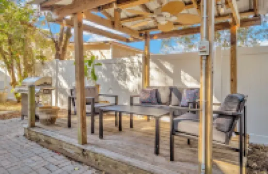 Cozy and Spacious Tampa Home! Walk to the Water! タンパベイ歴史センター周辺のホテル