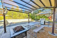 6BR/7bath Luxury home Hot Tub in Hunter Catskills