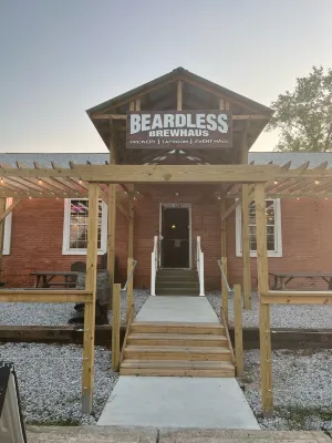 Historic home in downtown /  walking distance to restaurants and local breweries
