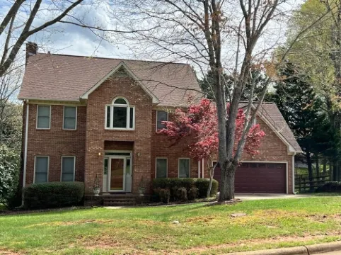 A beautiful home in a quiet neighborhood!