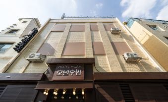 2. 용산 호텔 후암..