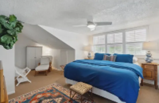 King Bedrooms, Two Blocks to Gulf, Shopping, and Dining in Old Naples