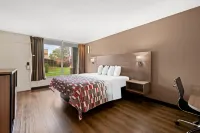 Red Roof Inn Charlotte - Airport - Airport Shuttle