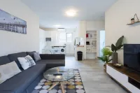 Lotus Stay Manly - Apartment 29B Hôtels à : North Narrabeen