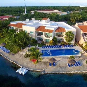 Aventuras Club Lagoon