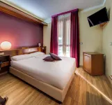 La Villa, Sure Hotel Collection by Best Western