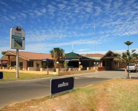 塞萬提斯尖塔汽車旅館 塞萬提斯酒店