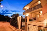 White Villa Hotels in Corinthia
