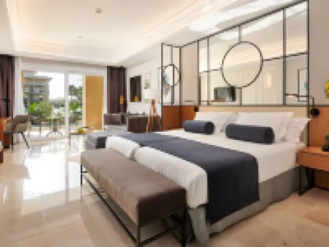Grupotel Playa de Palma Suites & Spa Hotels in Ses Cadenes