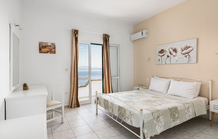Four-Bedroom Villa Eleni by Konnect, with Private Pool & Stunning Seaview