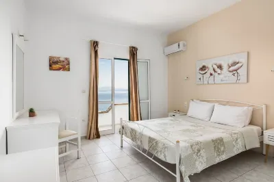 Four-Bedroom Villa Eleni by Konnect, with Private Pool & Stunning Seaview