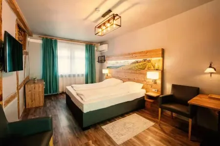 Hotel Blüchertal Bacharach Отели рядом с достопримечательностью «Зоопарк Рейнбёллен ГмбХ»