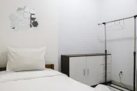 Cozy 2Br at Mekarwangi Square Cibaduyut Apartment Hotels in Bojongloa Kidul