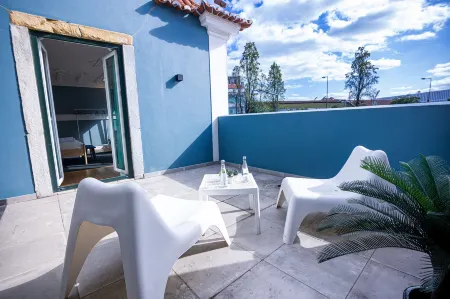 Vago Alcântara Suites