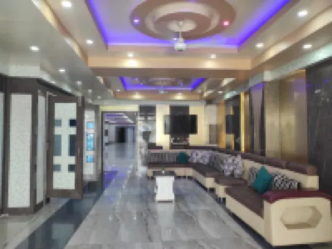 Hotel Royal Palace = 皇家宮殿酒店 瑙貢酒店