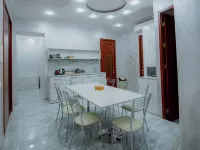 Opera Avenue Hotel