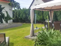 Large, Comfortable Holiday Villa, Private Garden Hotels in Grzybowo