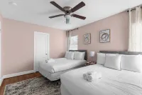 Blushing Bungalow Hotel a Midfield