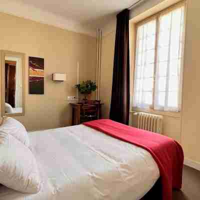 Au Petit Vivoin Rooms