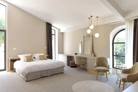 Domaine de la Galinière Отели в г. Риан