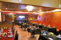 Woodland Inn - Motels