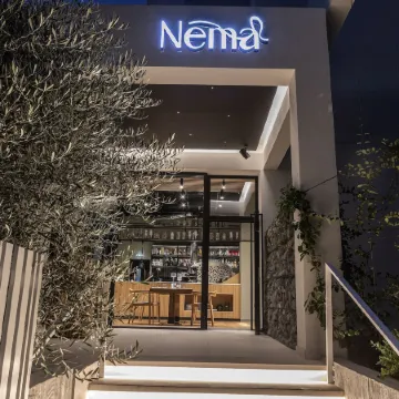 Anemi Hotel & Suites