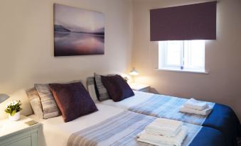 Chestnut Contractor Stays